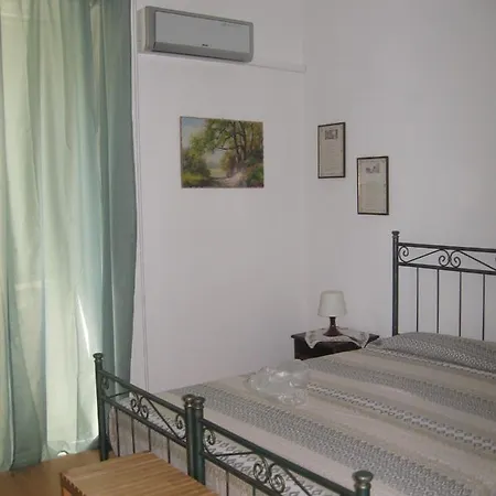 Bed & Breakfast Domus Gaetani Syracuse