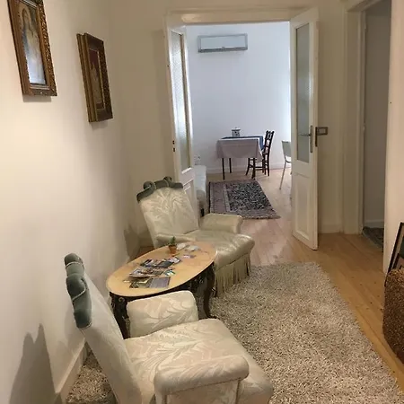 Domus Gaetani Bed & Breakfast